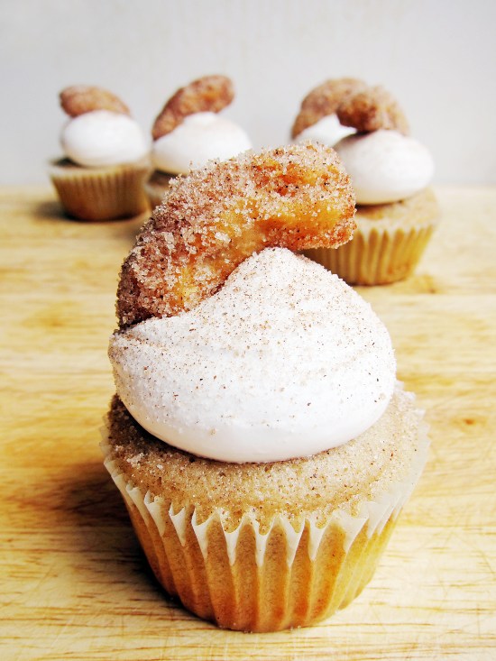 churro cupcake 1