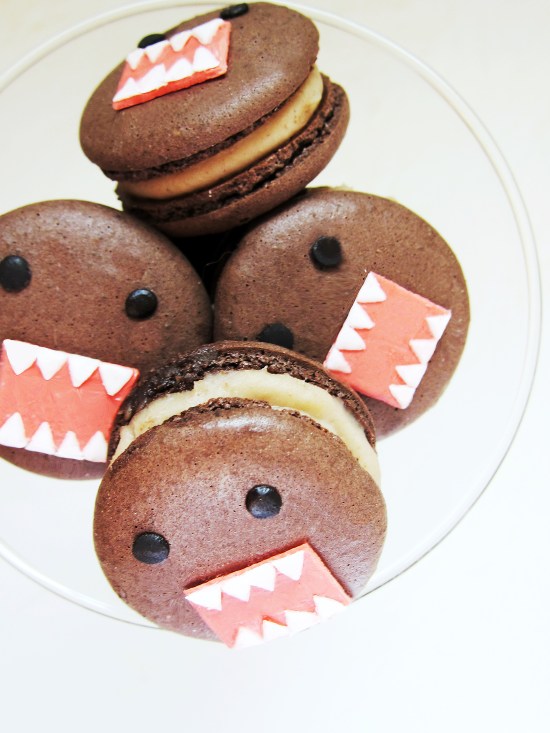 Domo Macarons (Chocolate Chestnut Macarons) 3