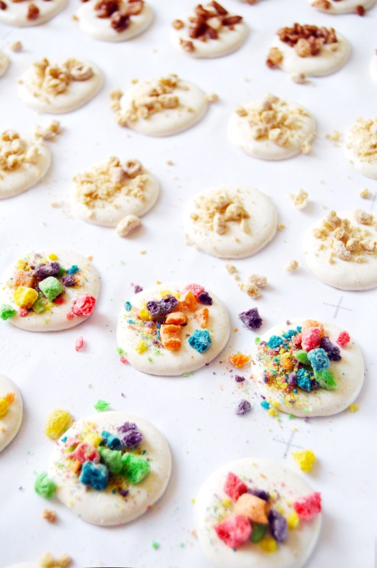 fruit loops macarons