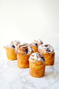 blueberry cruffin