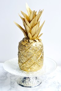gold pineapple fondant cake