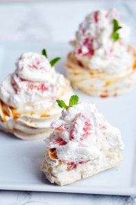 Grapefruit Pavlova with Grapefruit Mousse